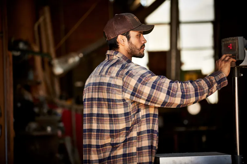 Ariat Mens Rebar Flannel Durastretch Long Sleeve Work Shirt Tiger Eye Plaid-9